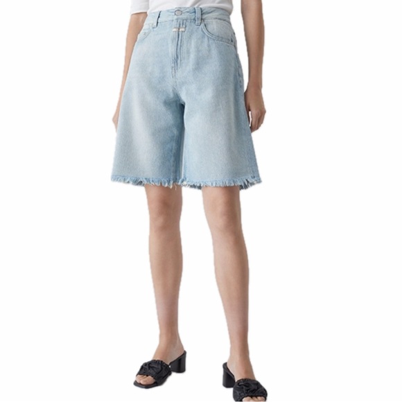 Closed Staight Leg Shorts - Mid Blue - Picture 1 of 5